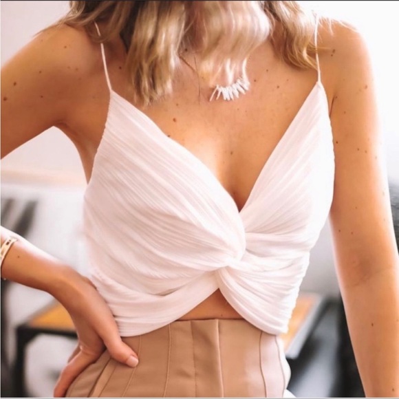 Zara Pleated White Knot Top - Picture 1 of 6